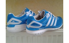 Кросівки Adidas Medium fit L38279