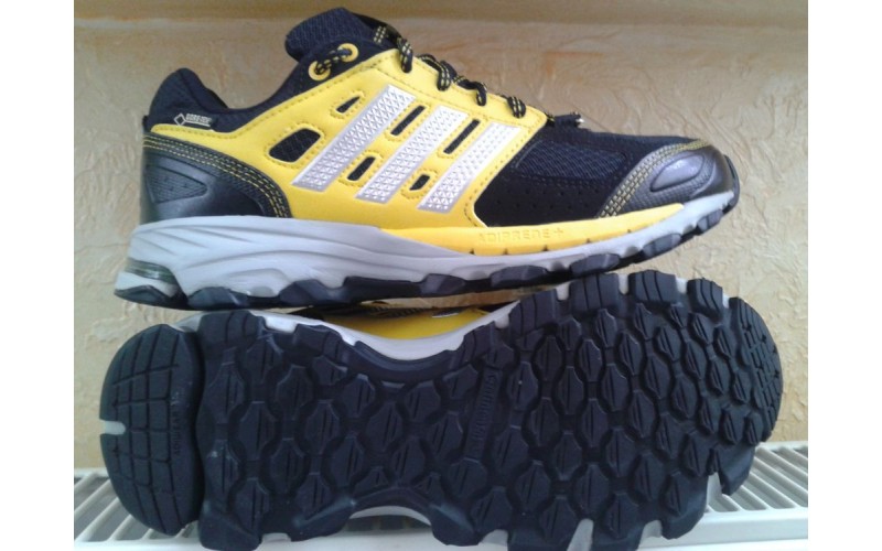 Кросівки Adidas Performance GORE-TEX Q35392