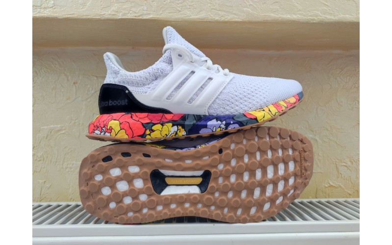 Кросівки Adidas Ultraboost 5.0 DNA W GX3028