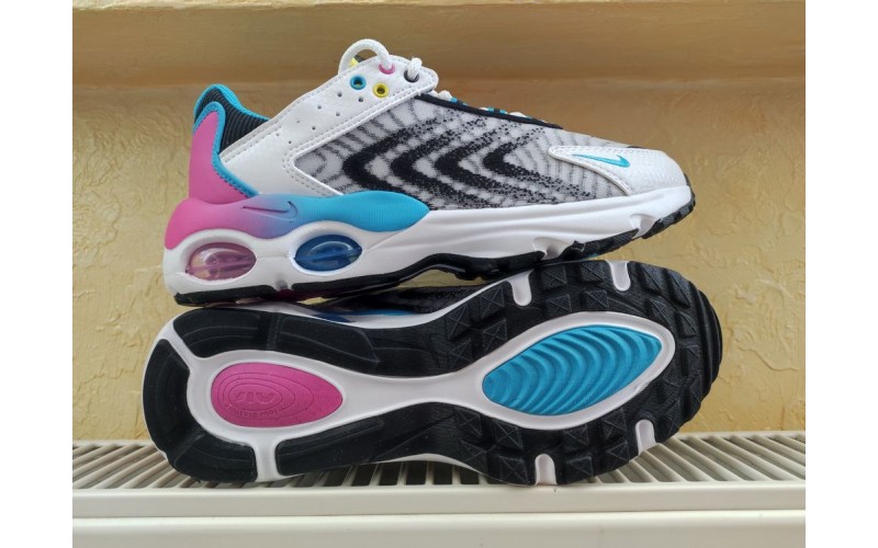 Кросівки Nike Air Max Tw Se DV1964-100