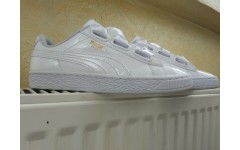 Кросівки Puma Basket "Heart Patent" 363073-02