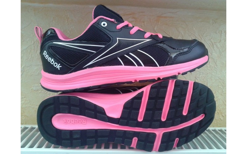 Кросівки Reebok Almotio RS Brig AR2512
